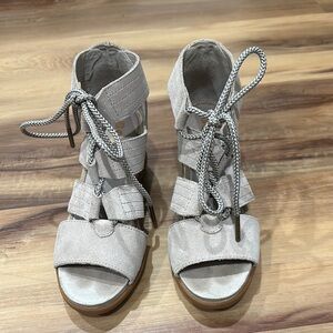 Stylish Gray Lace-Up Sandals
